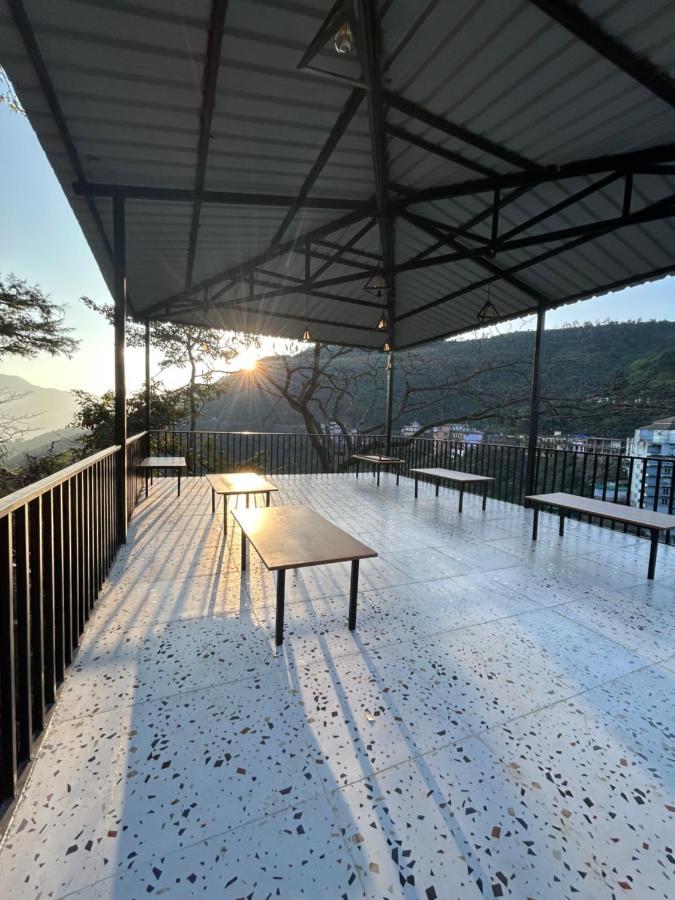 The Alchemist House Hotel Rishīkesh Buitenkant foto